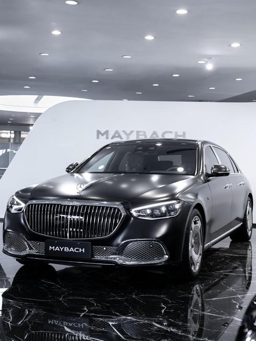 重庆渝中区阳浪超企业管理咨询岚图汽车的售后服务让用户无忧出行，迈巴赫未来的豪华车趋势